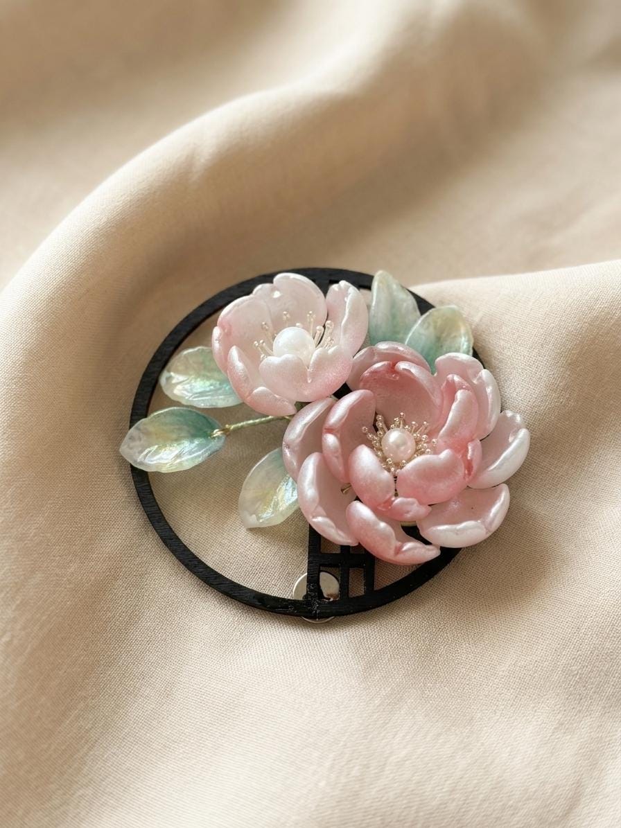 Pink glass peony blooms with pearl centres detail