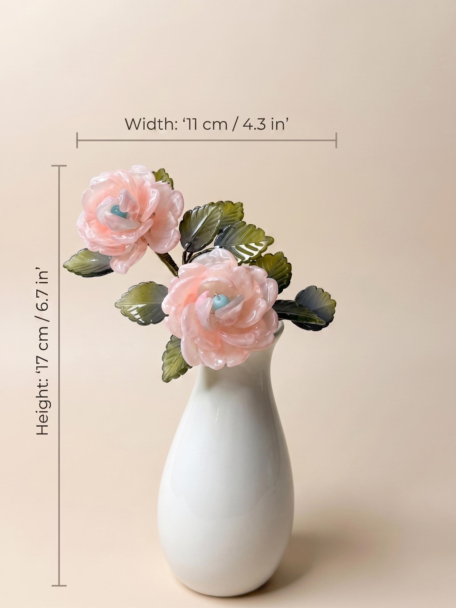 Pink glass rose lamp size reference, 17 cm tall